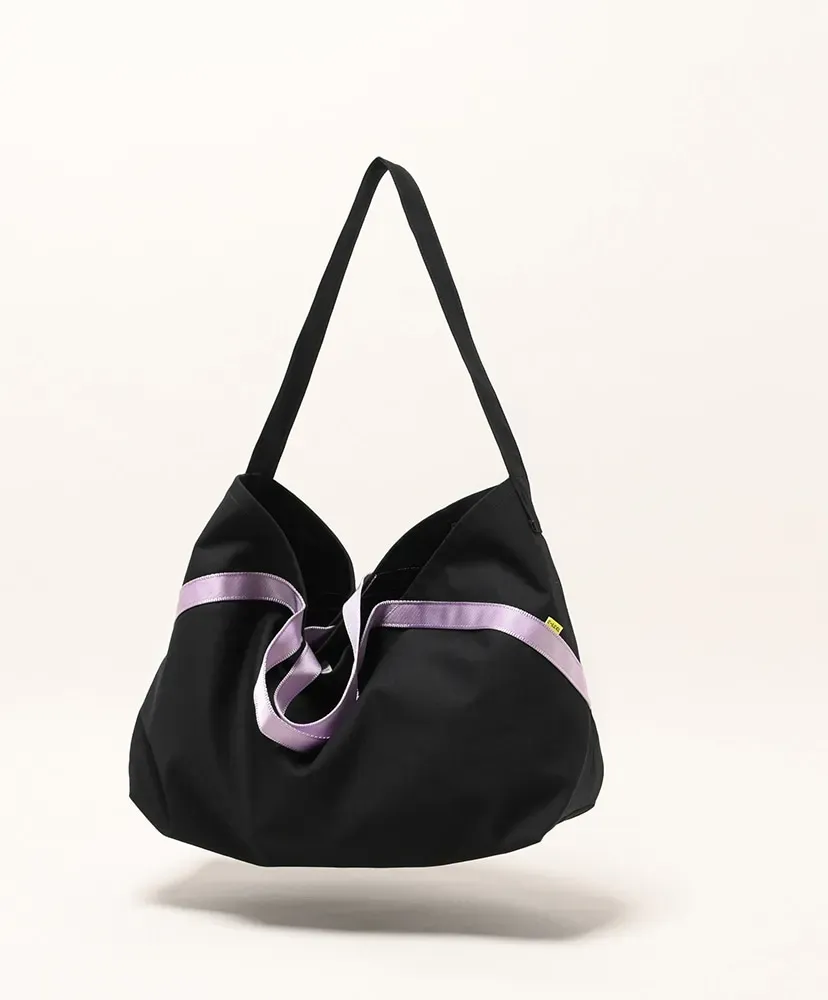 A Tote Canvas - L