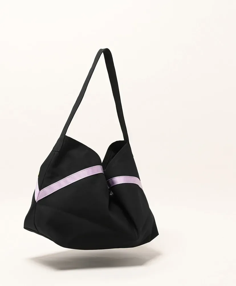 A Tote Canvas - L