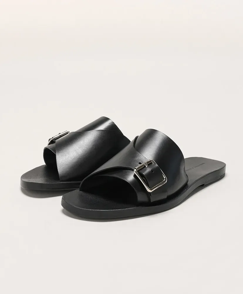 Mia Fasa - W Buckles