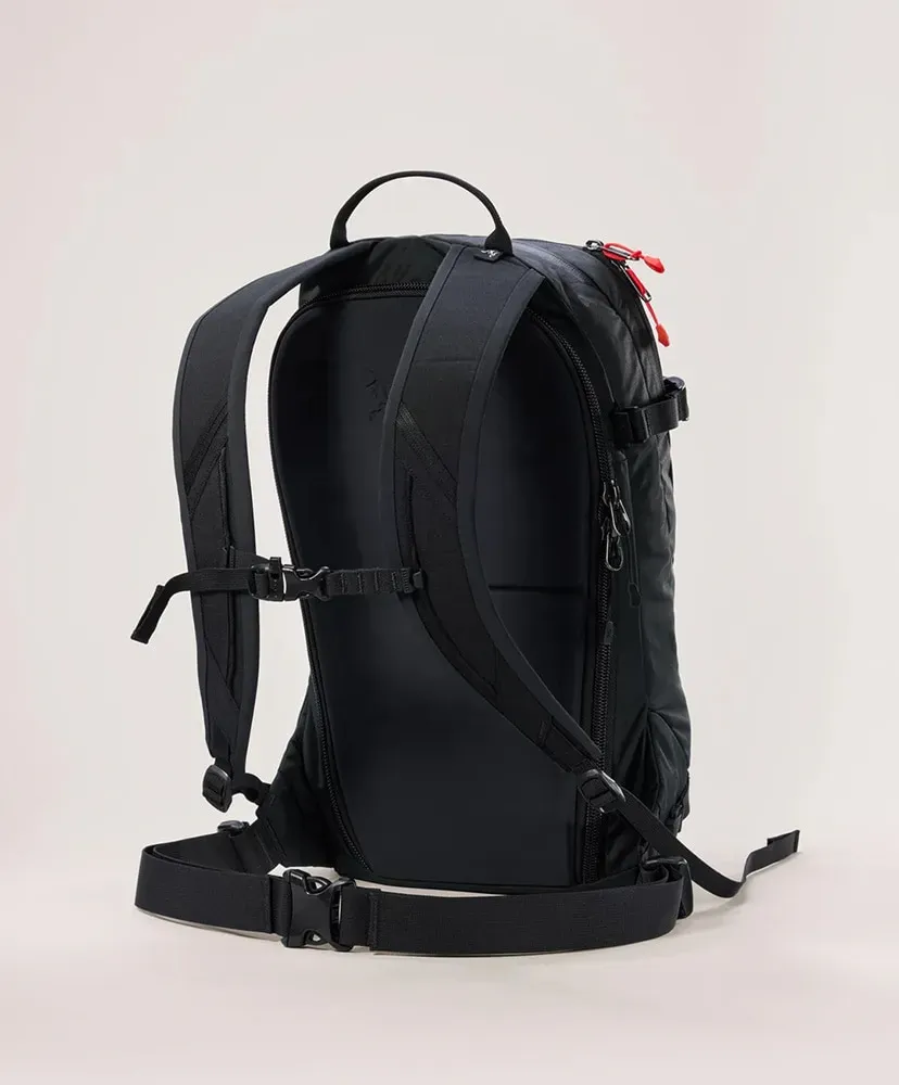 Quintic 16 Backpack