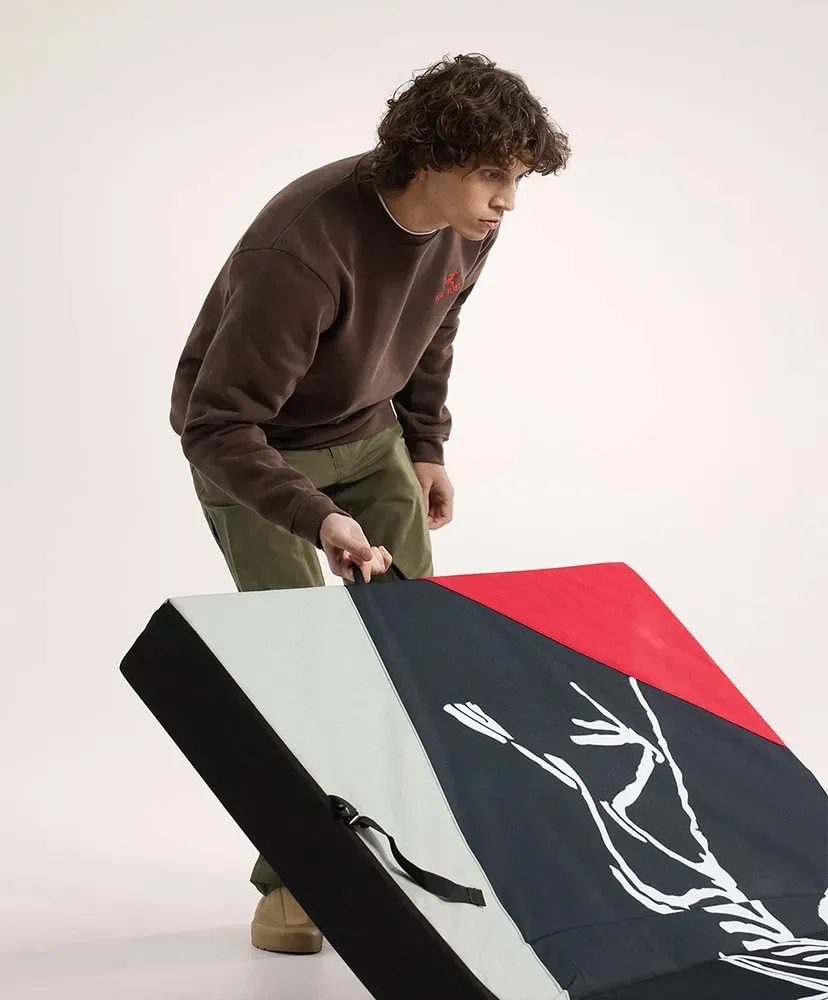 Emblem Fleece Crew