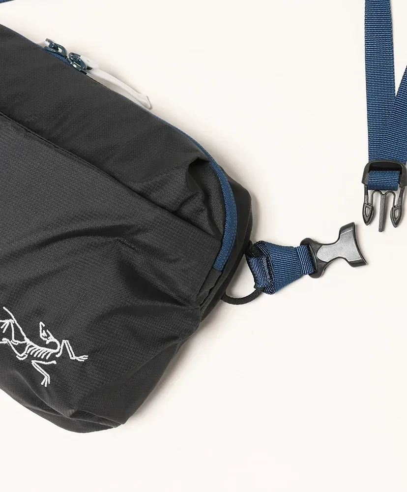 Heliad Crossbody