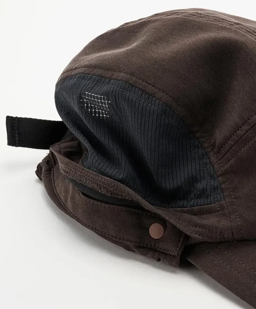 Detachable Scarf Jet Cap