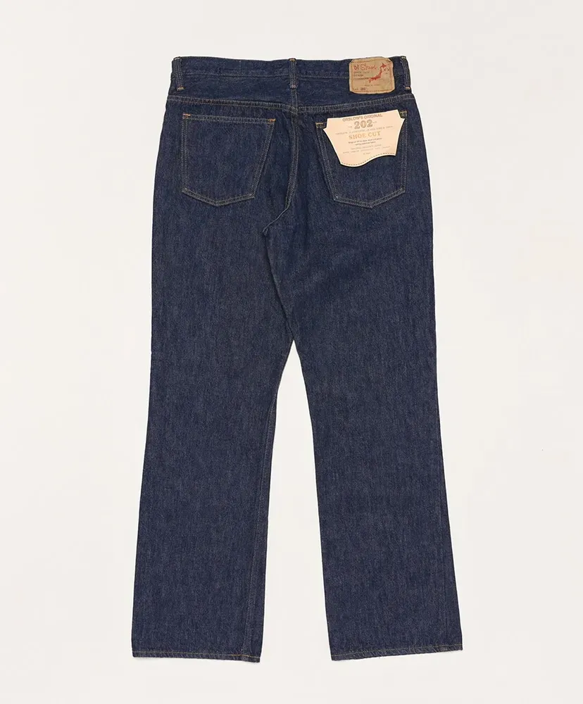 Shoe Cut Jeans