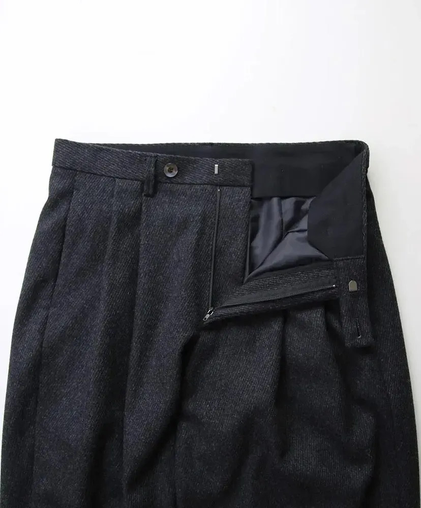 Eral Slacks