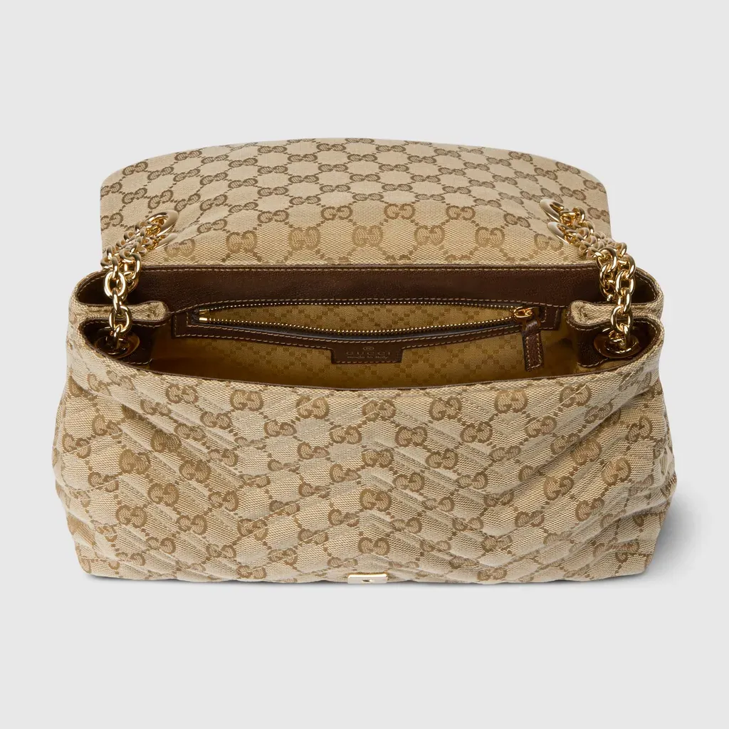 Gg Marmont Medium Shoulder Bag