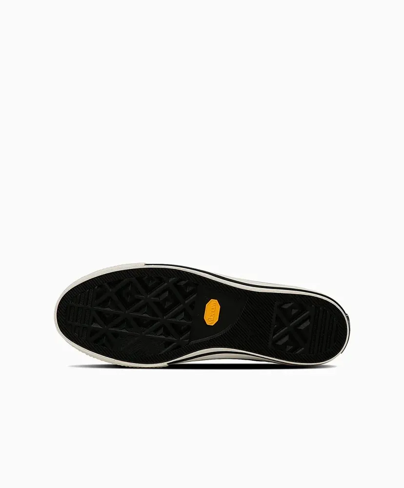 Chuck Taylor Canvas Hi