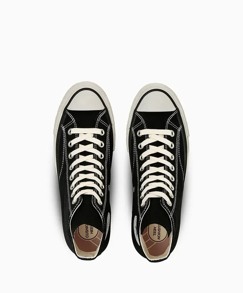 Chuck Taylor Canvas Hi