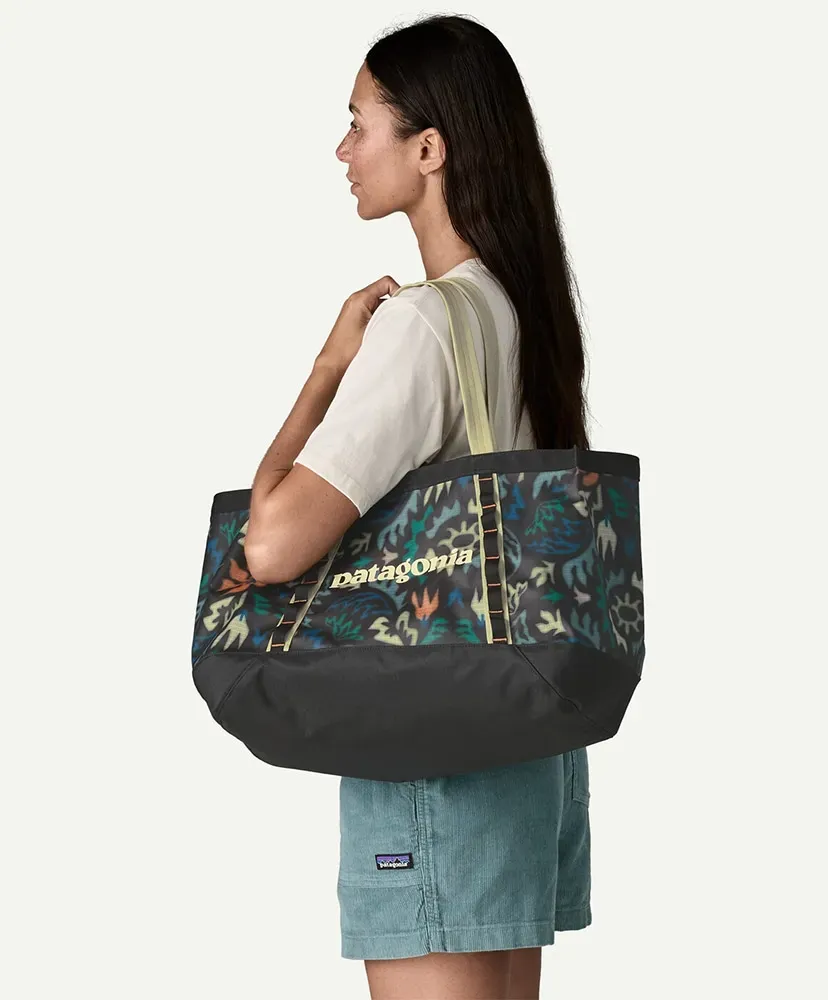 Black Hole Tote 25L