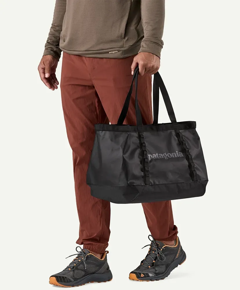 Black Hole Tote 25L