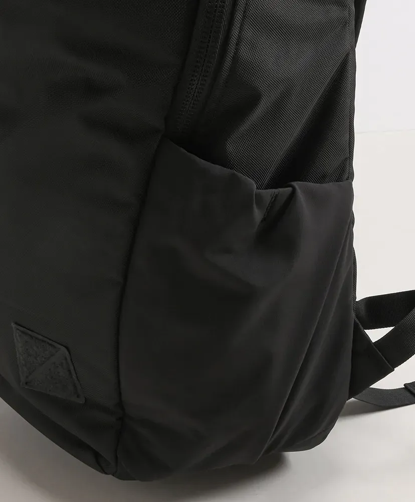 Civic Half Zip 26L