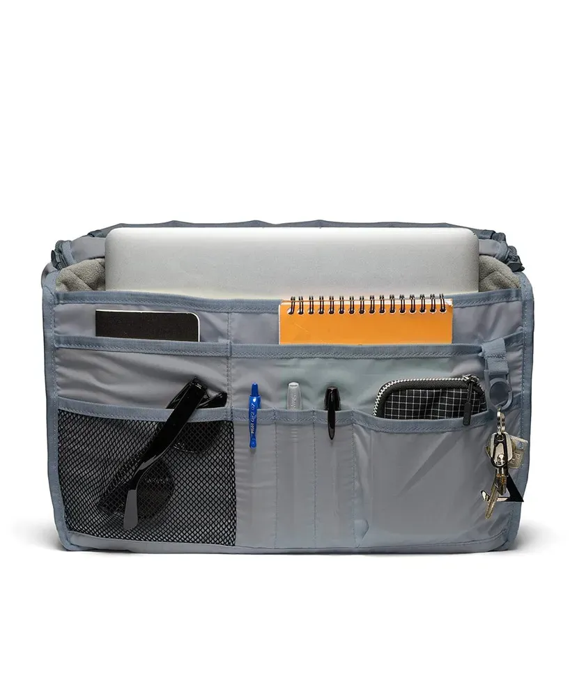Midtown 20L Messenger