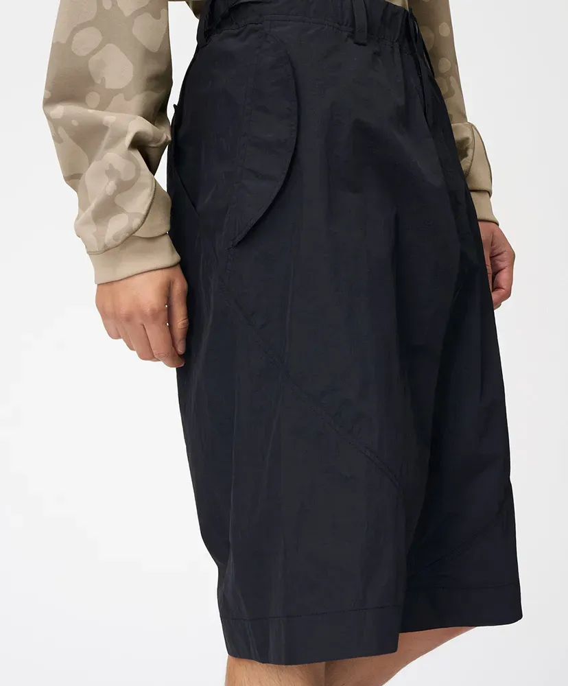 Helicoid Shorts