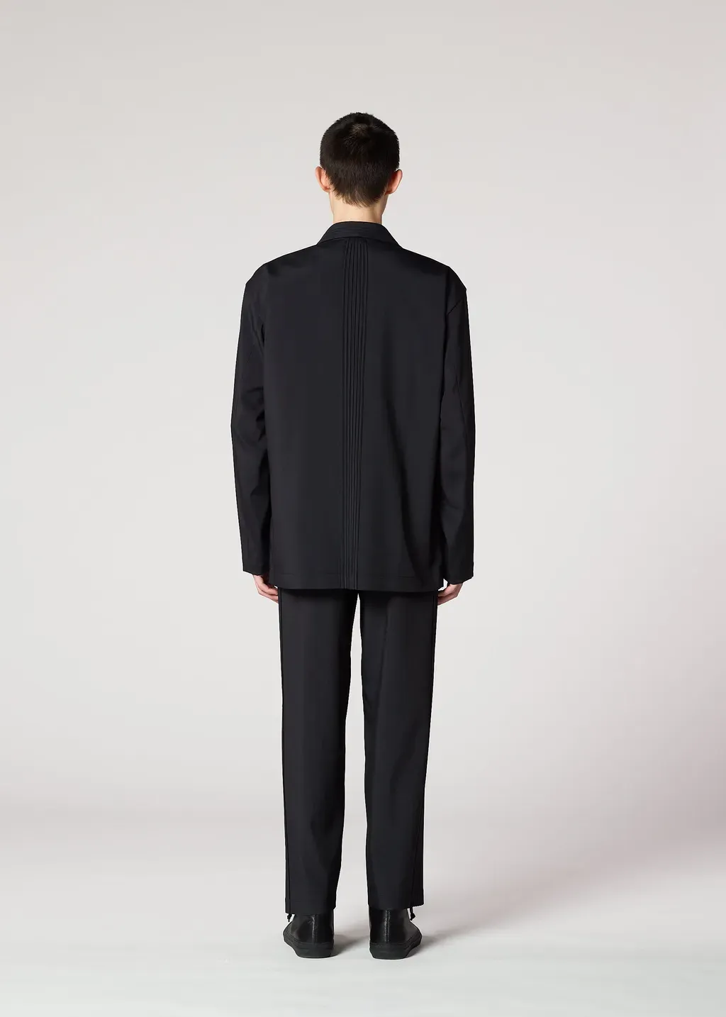 Air Pleats Black