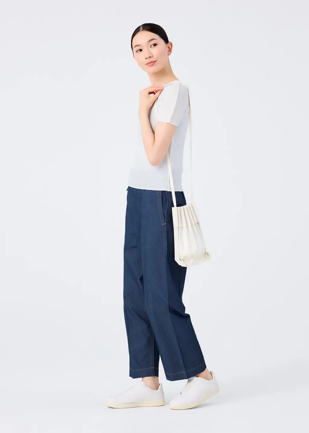 Trunk Pleats Bag 12