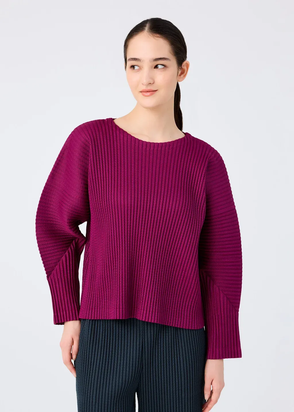 Warm Mesh Pleats