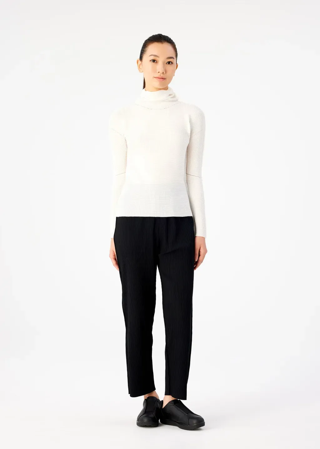 Knit Stretch Pleats