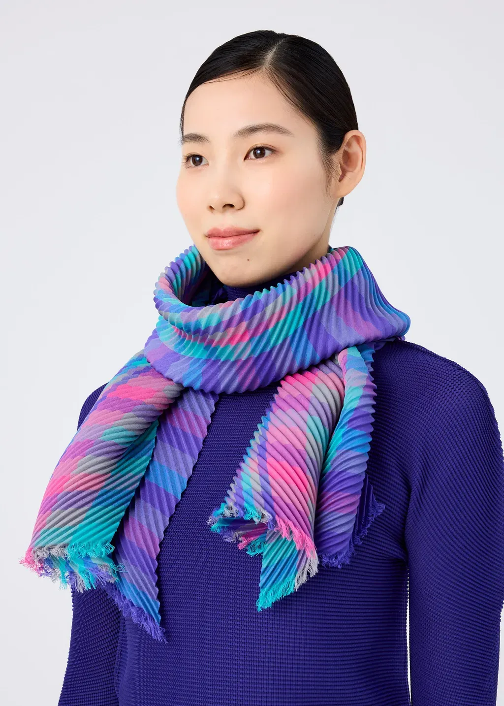 Check Pleats Stole