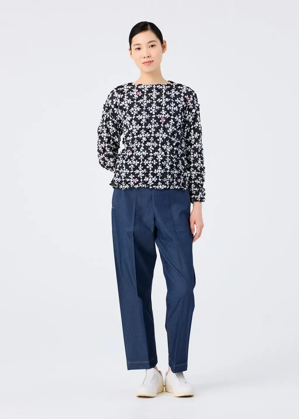 Suit Meringue Top