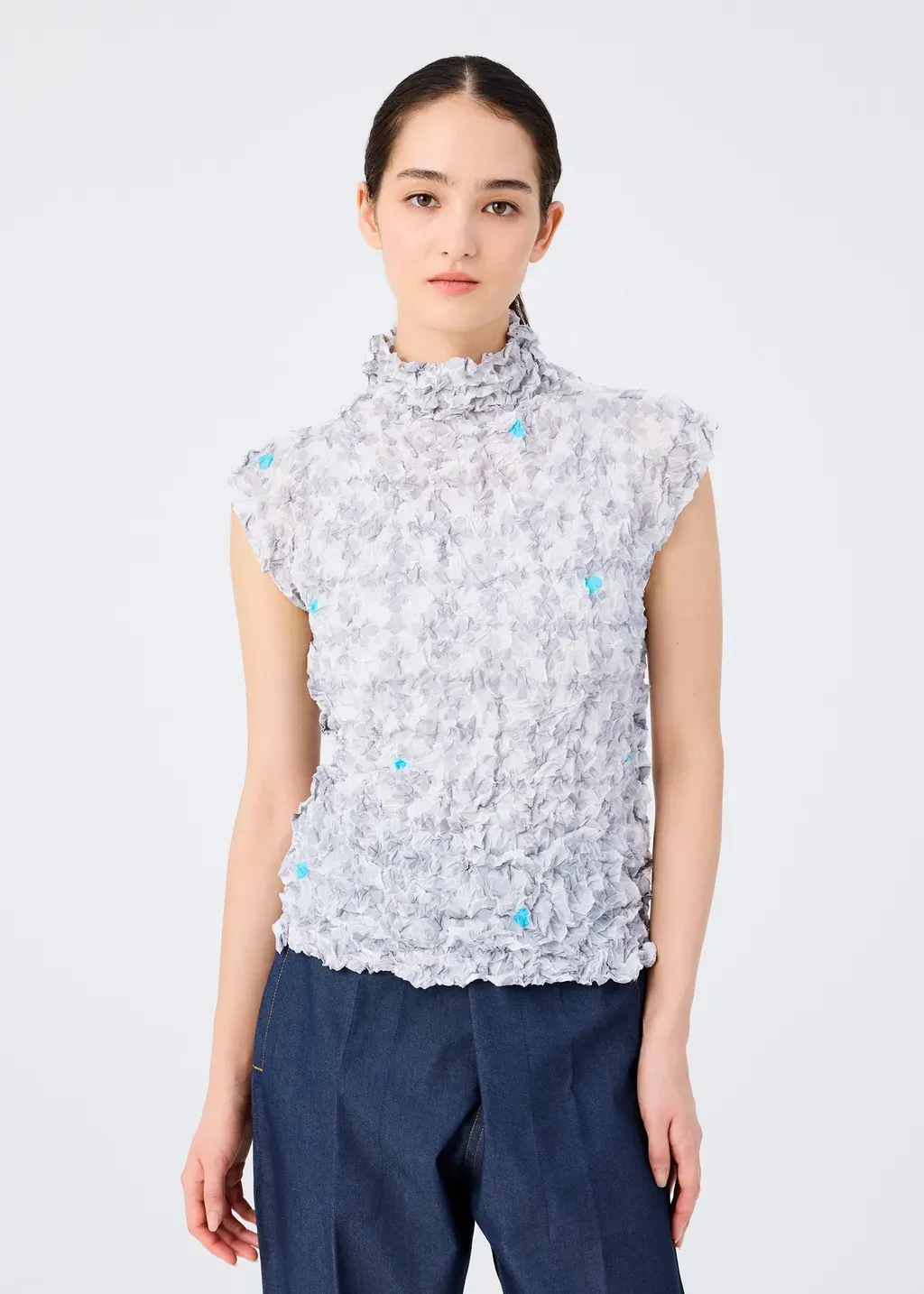 Suit Meringue Top