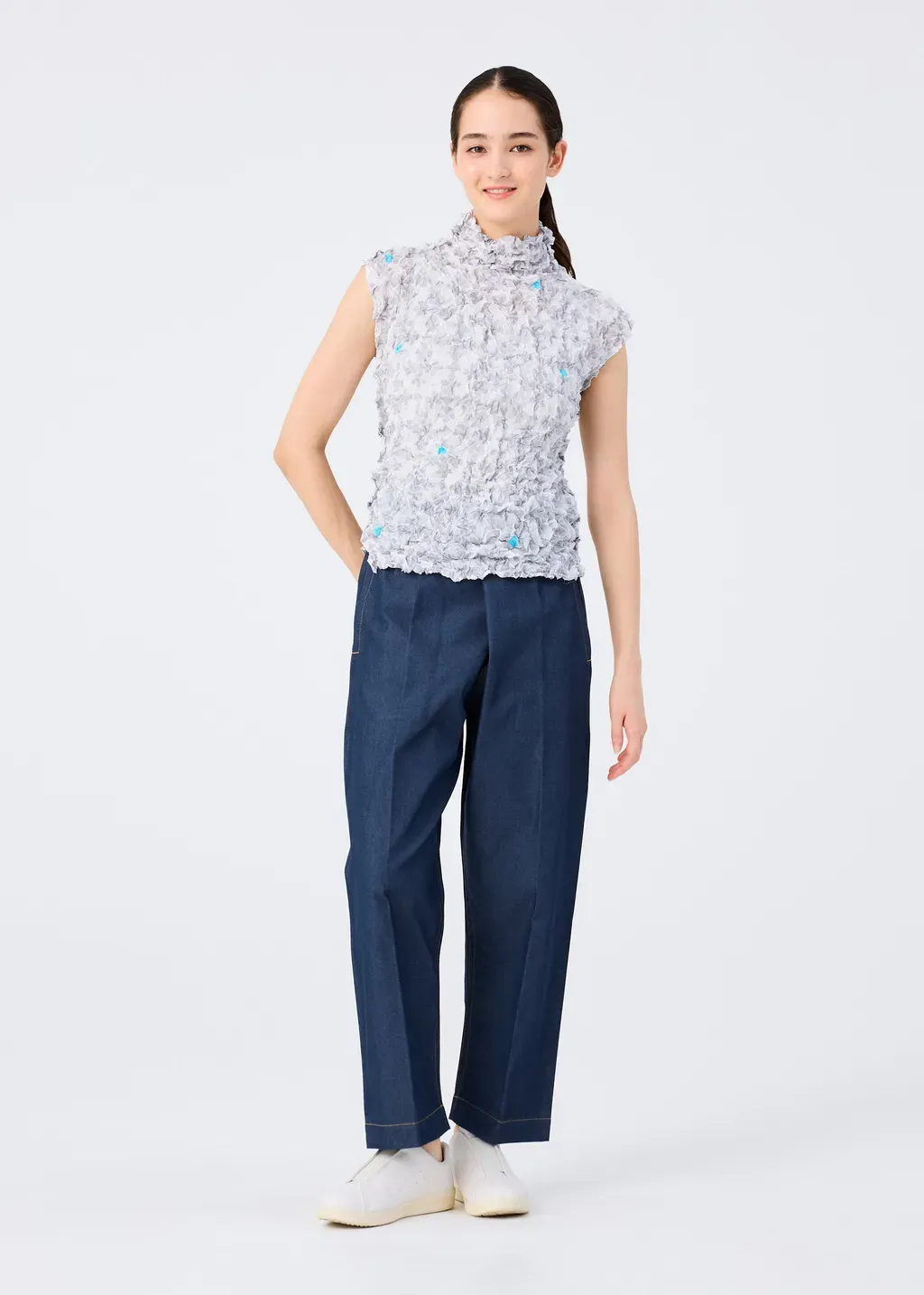 Suit Meringue Top