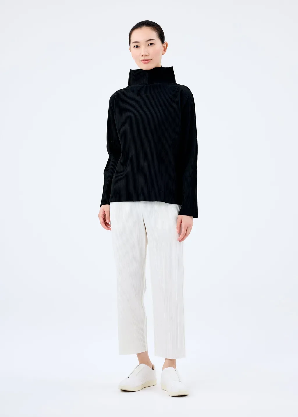 Fine Knit Pleats Black