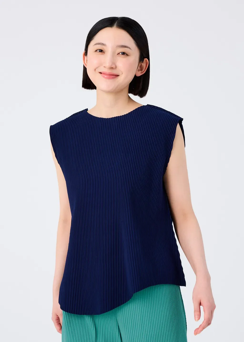 Aurora Pleats