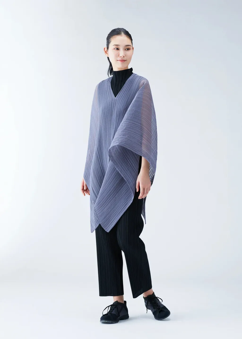 Basic Madame-T Small