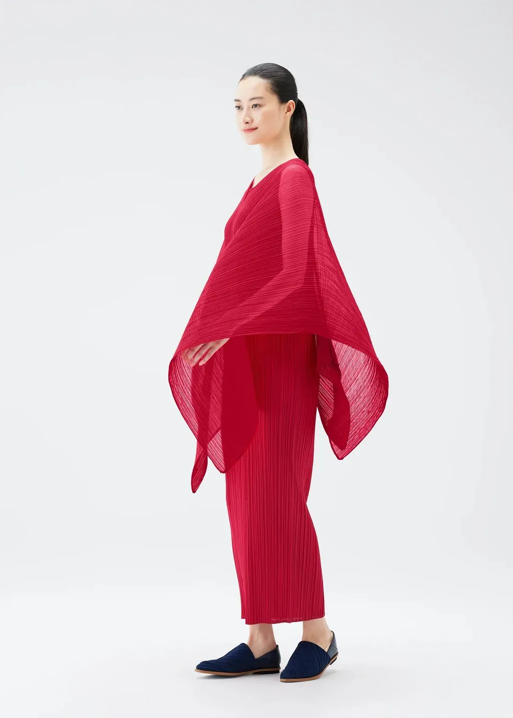 Colorful Madame-T Small