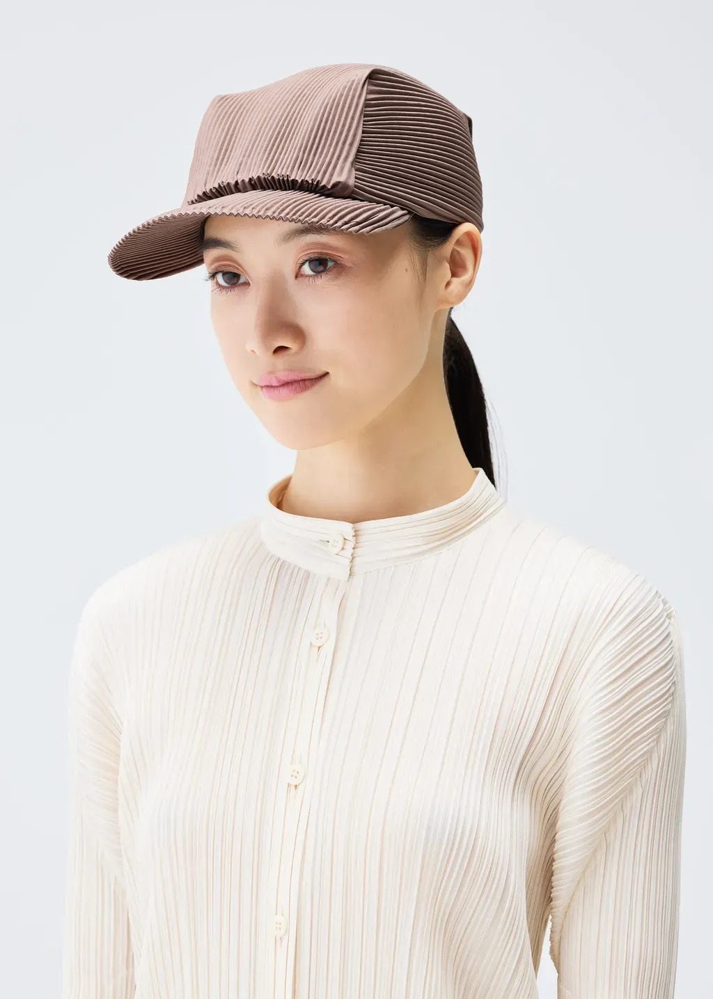 Pleats Cap