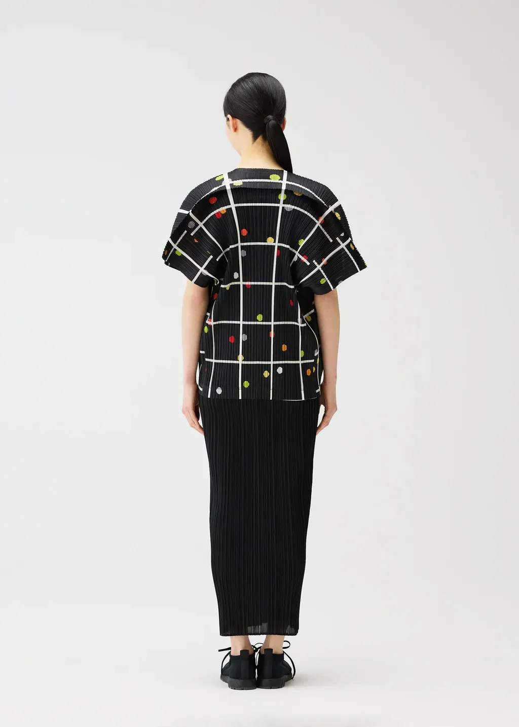 Crossing Dots