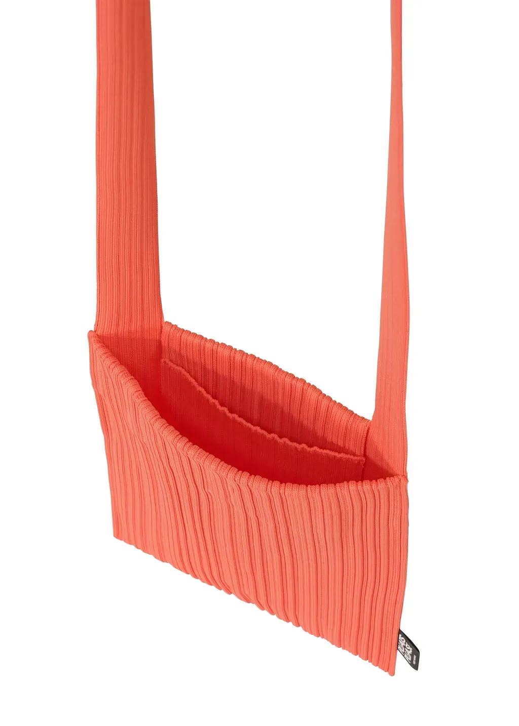 Crepe Knit Bag