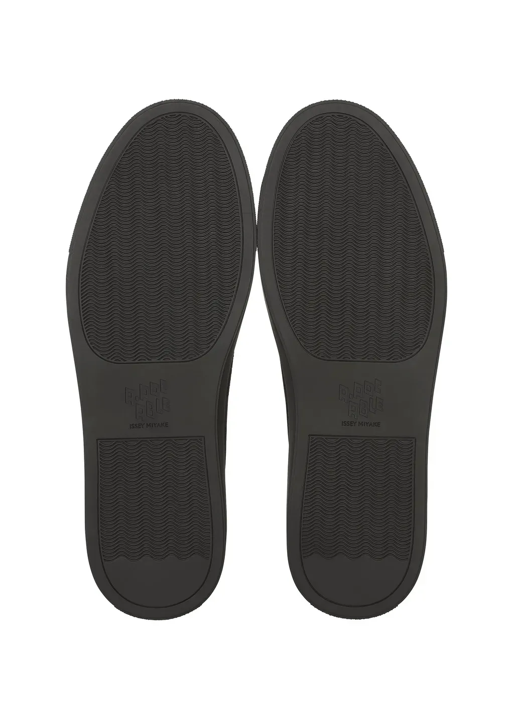 Type-G Shoes 001