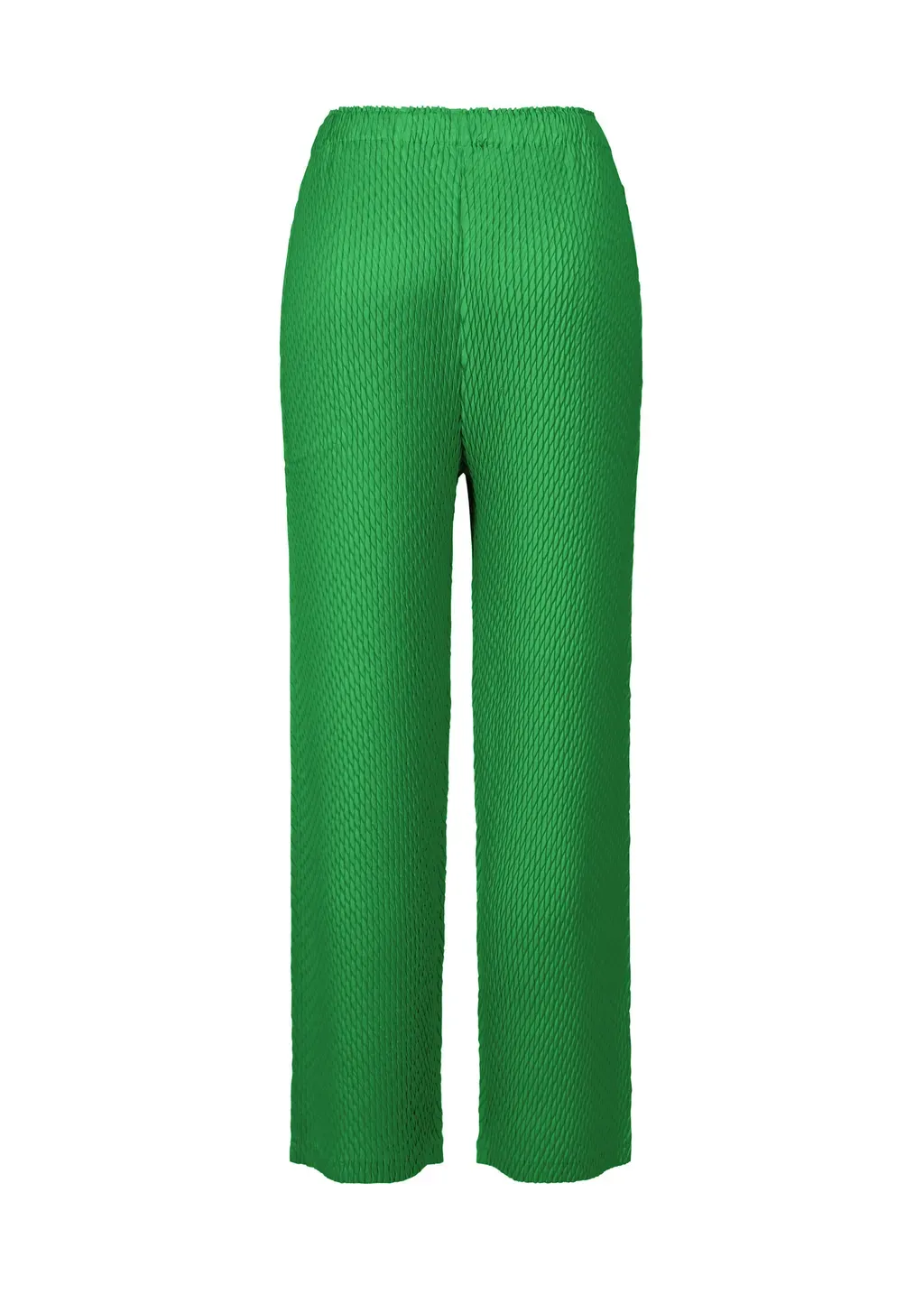 Sleek Pleats