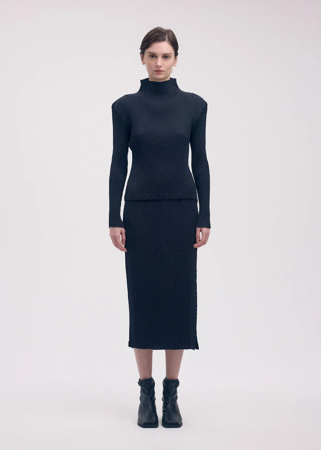 Sleek Pleats