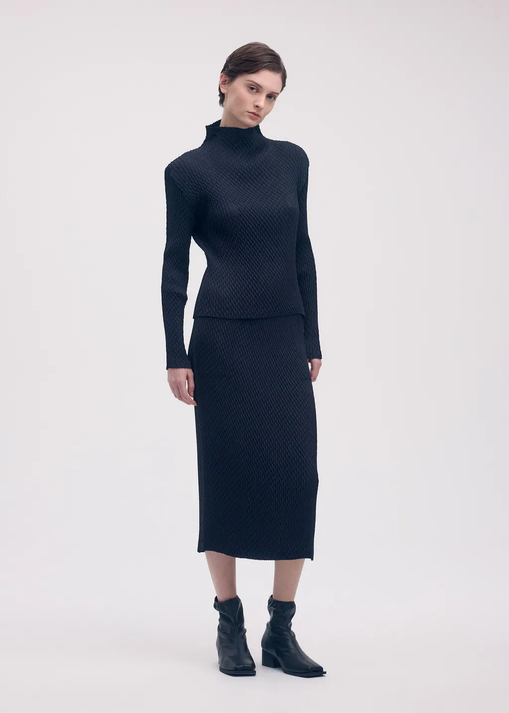 Sleek Pleats