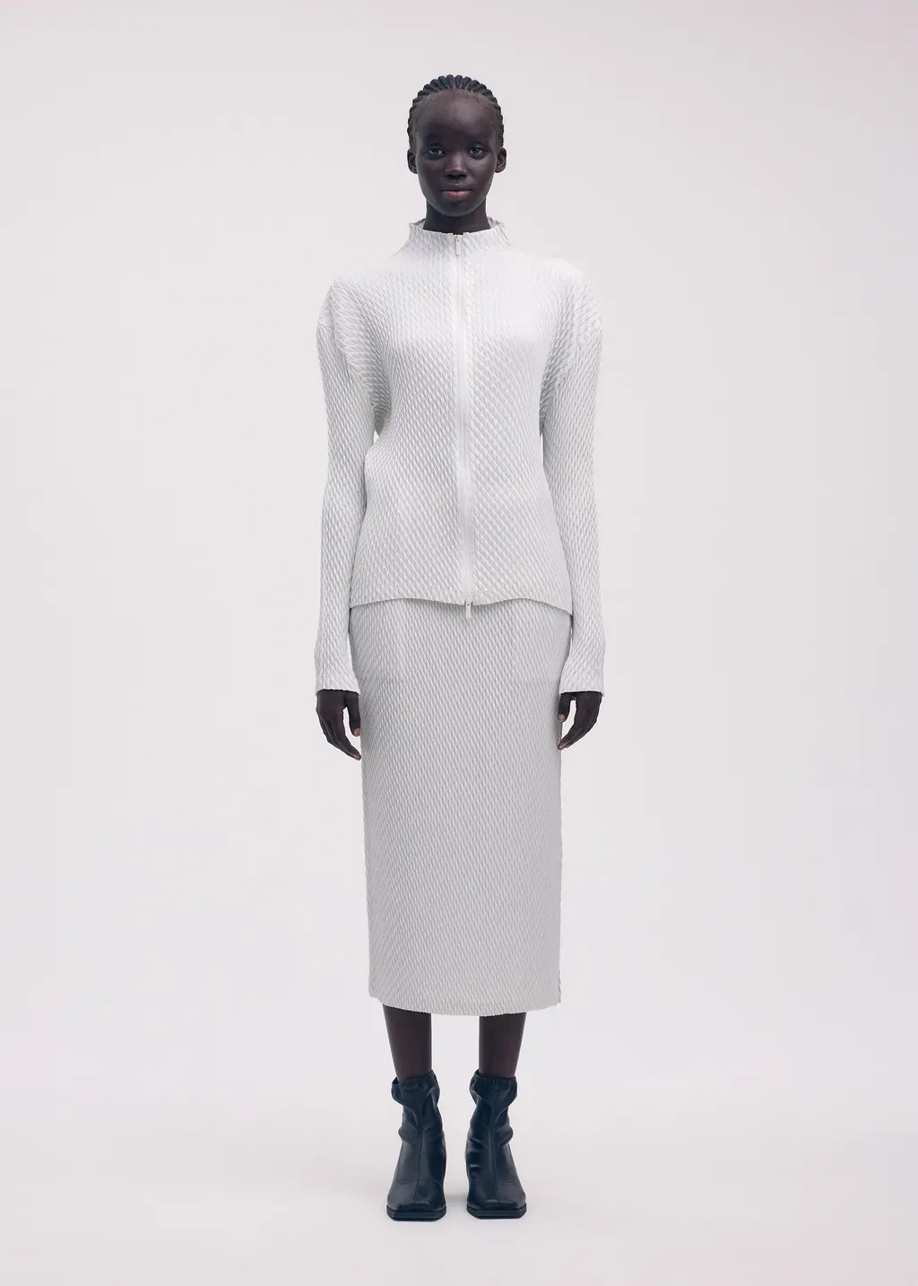 Sleek Pleats