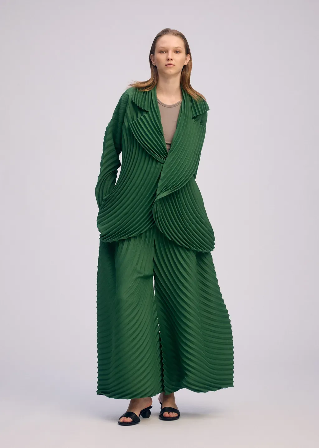 Circle Pleats Pb