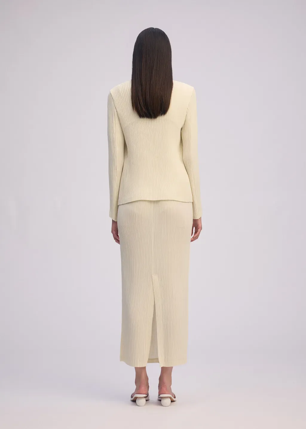 Hatching Pleats