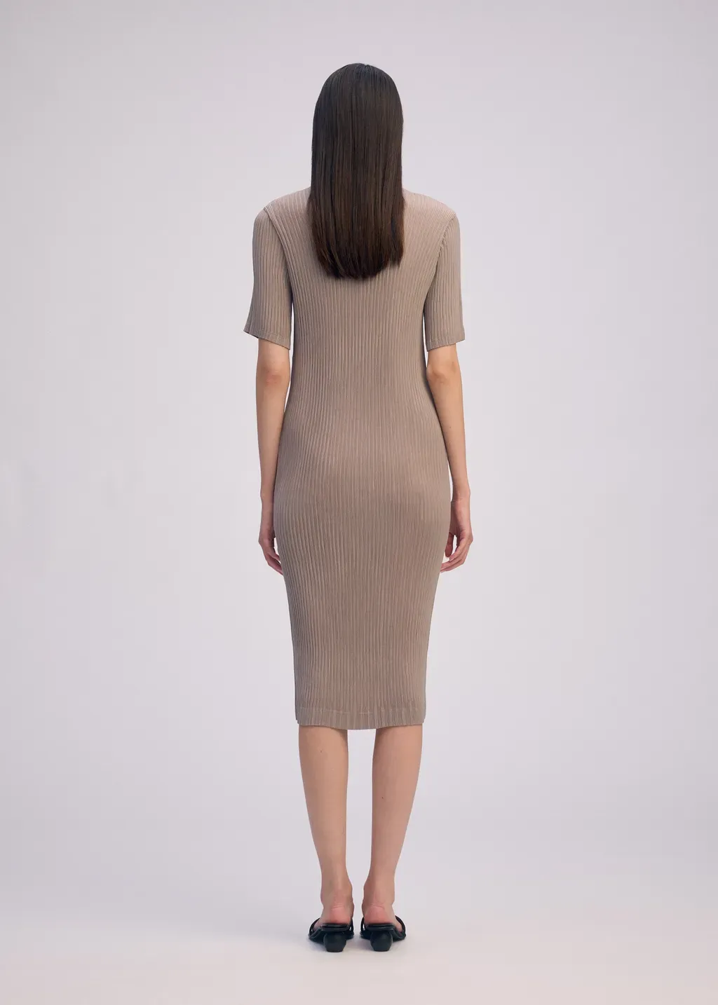 Hatching Pleats