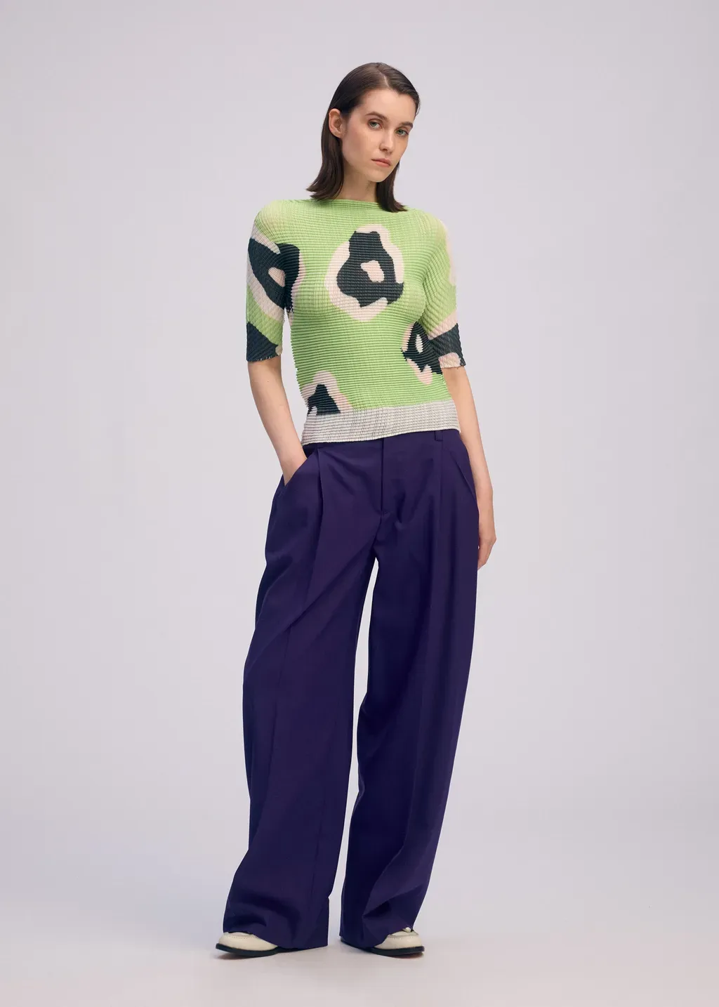 Verve Pleats Top