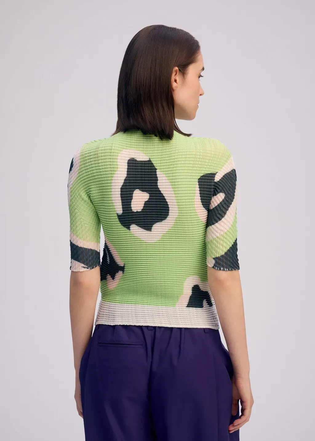 Verve Pleats Top