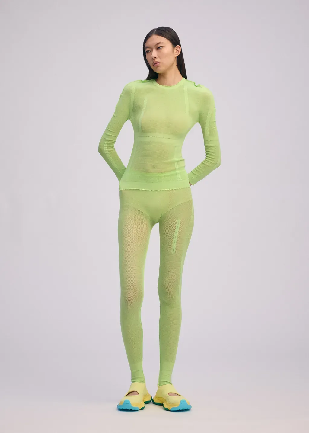 Slits Mesh Ap