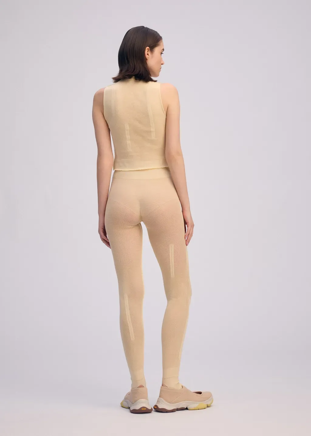 Slits Mesh Ap