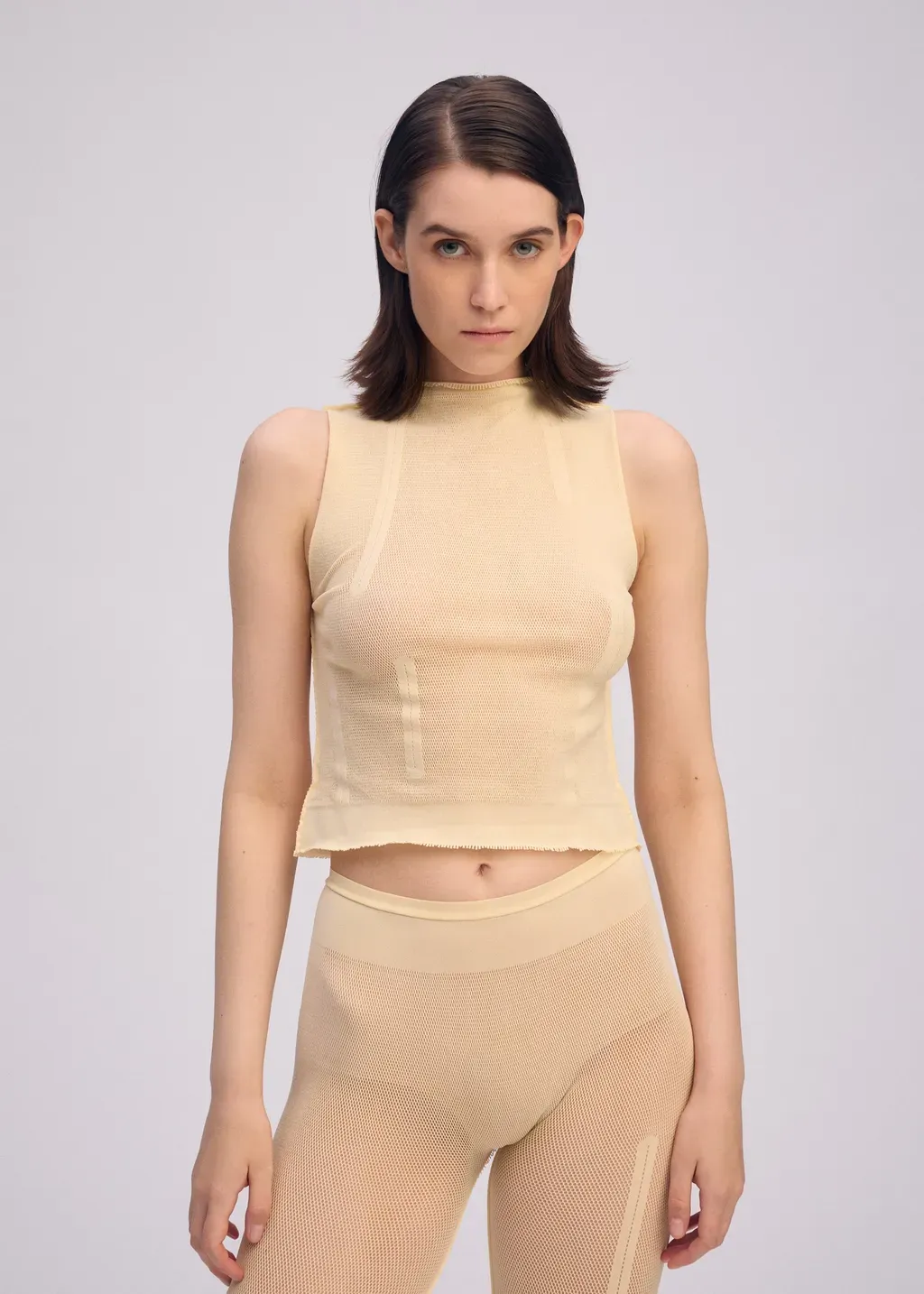 Slits Mesh Ap