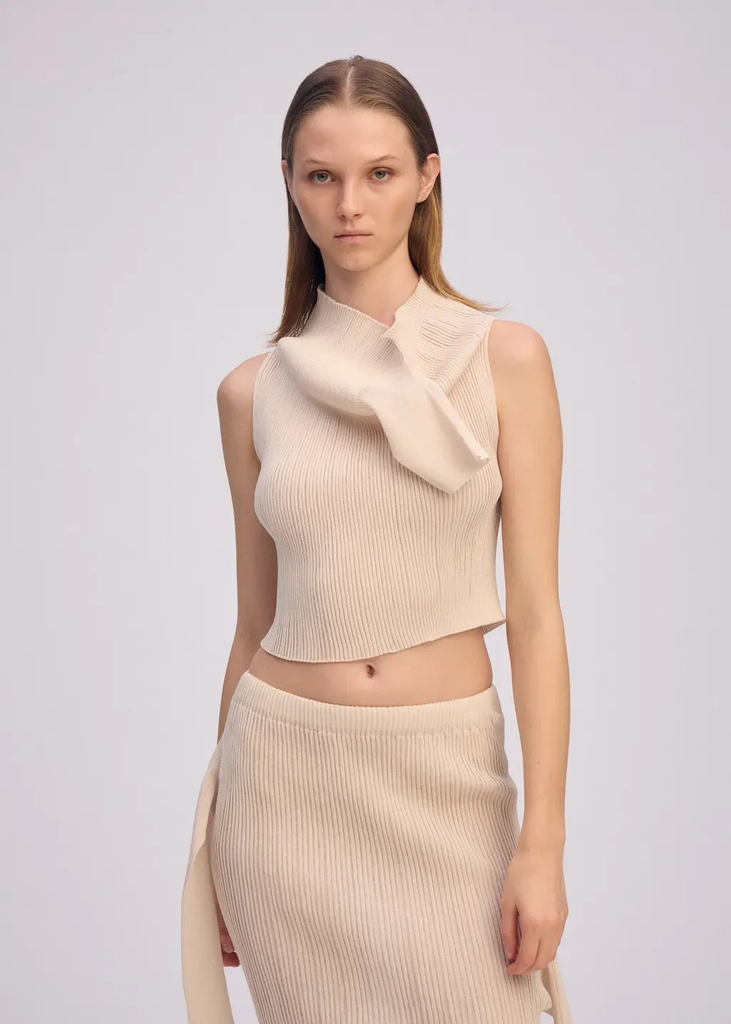 Adventitious：High-Necks