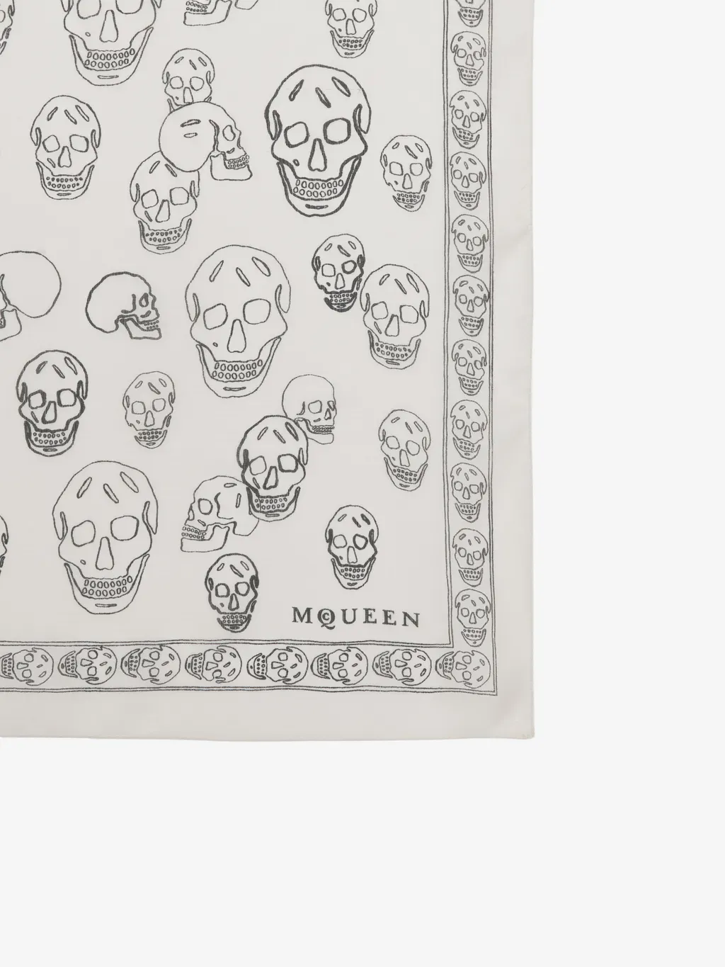 Hand-Painted Skull Foulard