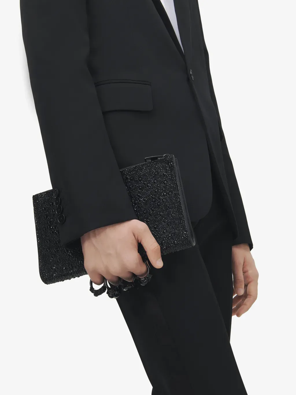 Knuckle Flat Pouch
