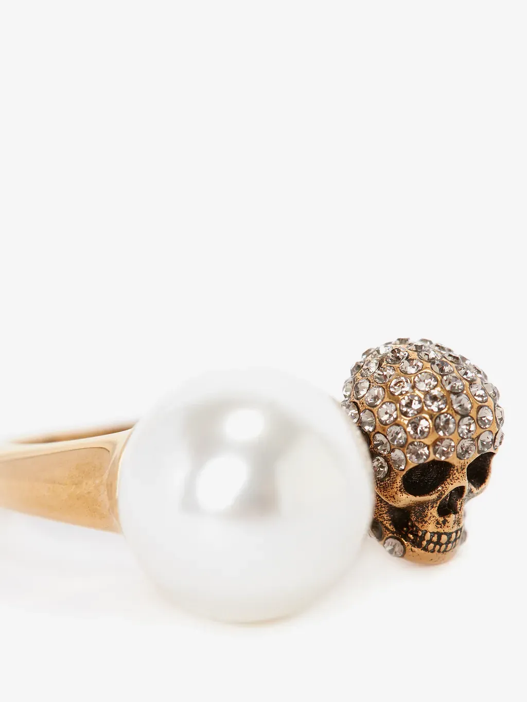 Pearl-Like Skull Ring