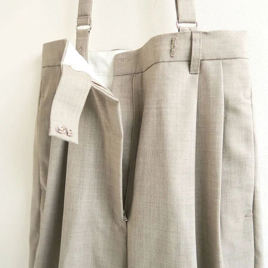 Suspender Tuck Pants
